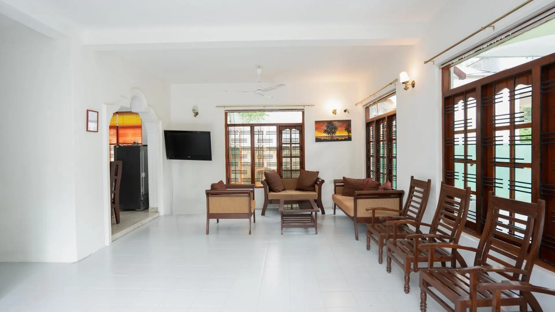 Little Villa Tourist Inn Negombo Pensjonat