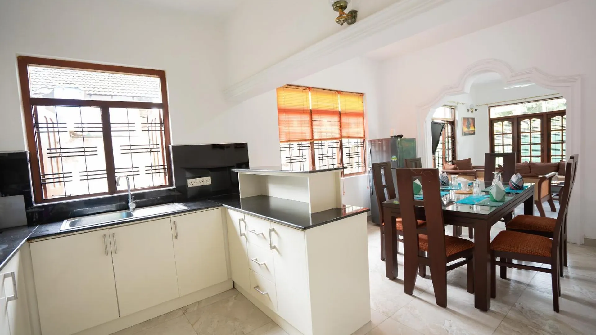 Little Villa Tourist Inn ネゴンボ 0*,  スリランカ